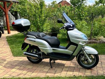 Yamaha Versity 300 - 7