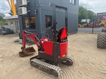 BAGR BOBCAT E10 - 7