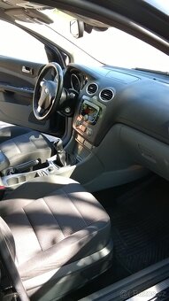 Prodám Ford Focus Titanium 2,0i,107 kW - 7