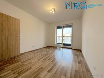 Pronájem 2+kk, zdarma parkování v garáži, Uhříněves, Novosta - 7