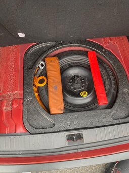 Ford Focus Mk2 2l benzín - 7