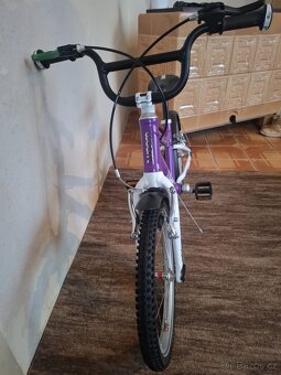 Woom 3 - fialové dětské kolo - 7