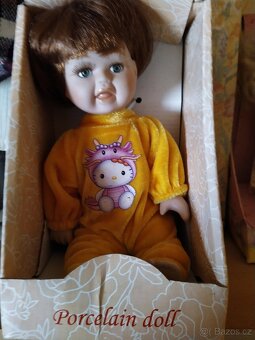 Panenky, koberec, kostky, domino, hra Krteček - 7