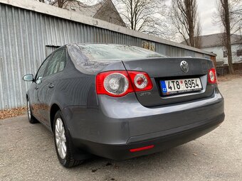 Volkswagen Jetta 1.6 FSi 85 kW, 2007, ČR, 2.maj 181000 km - 7