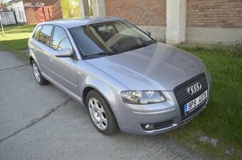 Audi A3 sportback 1,6 85kw benzin ,webasto - 7