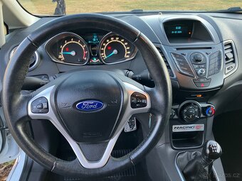 Ford fiesta - 7