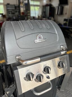 Plynový gril zahradní trojhorákový gril Broil King Royal 340 - 7
