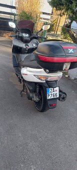 Kymco Xciting 300i R Skútr - 7