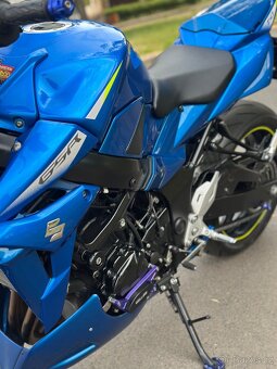 Suzuki GSR 750 2016 ABS - 7