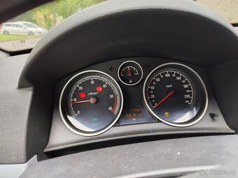 Opel Astra H 1.7 CDTI - 7