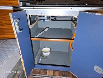 T4 Westfalia interier/kuchyňka - 7