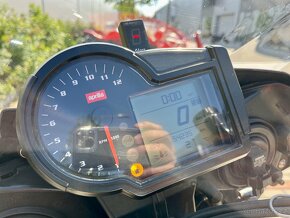 Aprilia Tuono 1000 R Factory - 7