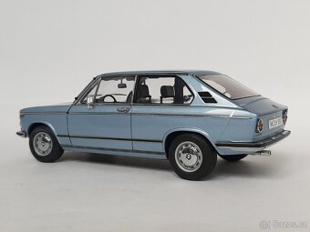 1:18 - BMW 2000 Touring - AUTOart - 1:18 - 7