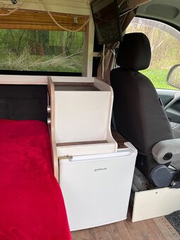 Obytná dodávka Mercedes-Benz Vito - 7