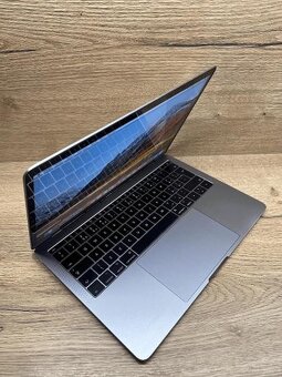 Apple MacBook Pro 2017 13"- Core i5 2,3GHz, 128GB SSD, 8GB - 7