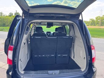 Chrysler Lancia Voyager 3,6 Gold DVD LPG 2014 - 7