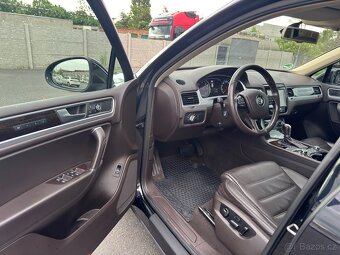 VW Touareg 3.0 TDI / Vzduch /Tažné 3.5t /Webasto / Servis VW - 7