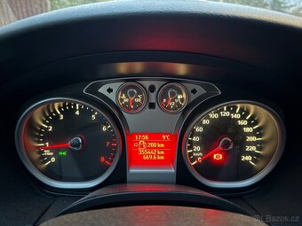Ford Focus 1.6 benzín - 7
