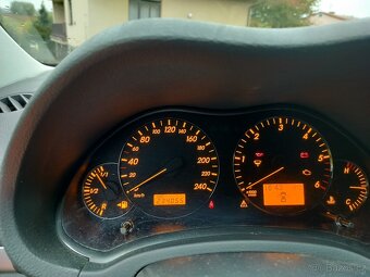 Avensis - 7