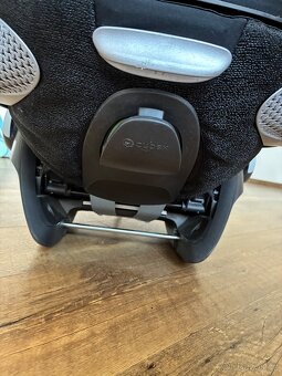 Cybex Cloud T i-Size (0-13kg) - 7