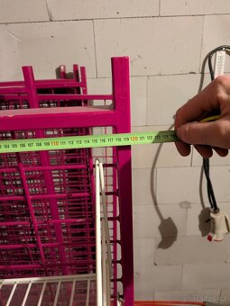 Kovový regál s košíky - 7