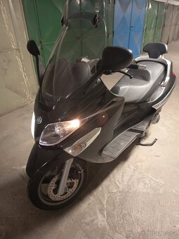 Piaggio x Evo 125 - 7