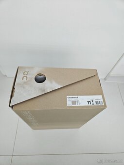 On M Cloudnova 2 - 7