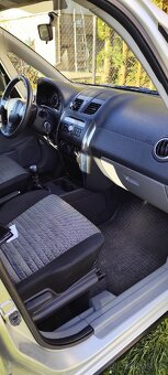 Suzuki SX4 - 7