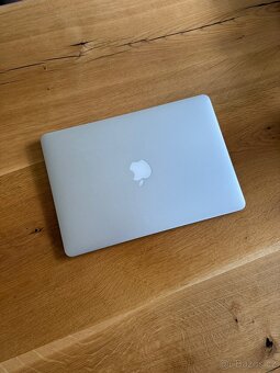 MacBook Air - 13-inch - 2017 - 7