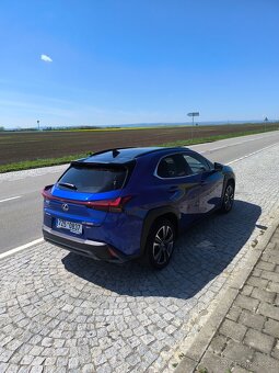 Lexus UX 250H výbava F sport design plus bitone - 7