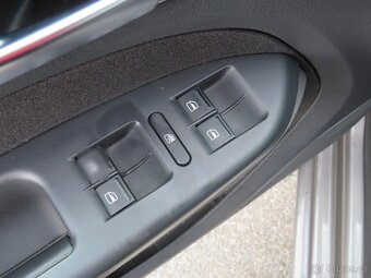 Volkswagen Touran 2.0TDi , 103 kW nafta, 2007 - 7