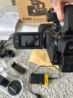 Kamera Canon XA50 - 7