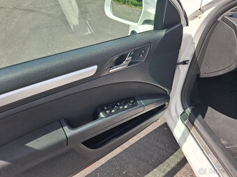 Škoda Superb II kombi 2.0TDi 103kW,DSG,senzory - 7