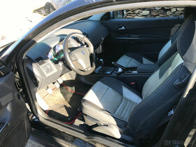 Prodám volvo C30, D3,2.0L 110kw,pětiválec,2011. - 7