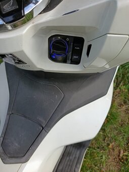 Prodam Honda PCX 125 - 7
