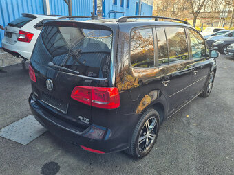 Volkswagen Touran 2.0 TDI  7 MÍST - 7