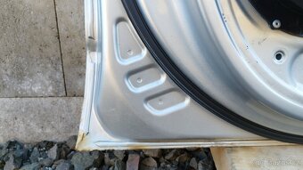 Dveře LP Škoda Superb 2 - 7