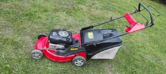 Benzínová sekačka s pojezdem šasí hliníkové motor briggs - 7