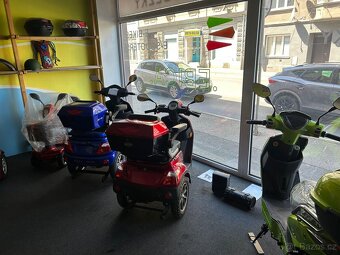 Etyikolovy elektricky skútr Selvo 31000 Li - 7