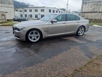 BMW 740d f01 rok 2010 velká výbava najeto 420tkm , NOVA STK - 7