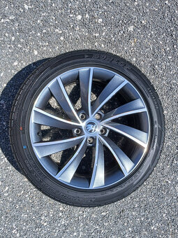 Nová orig alu kola Škoda Superb Pegasus, Dunlop 235/45/18 - 7
