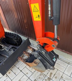 Kubota K008-5 - 7