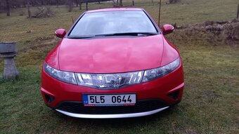 Honda Civic 8G (UFO) - 7
