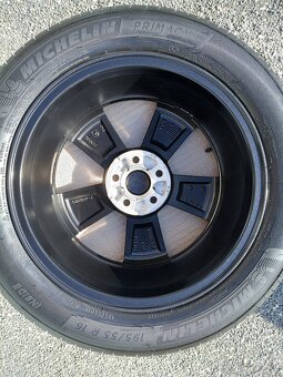 Pěkná nová orig alu kola Škoda Fabia 4, Michelin 195/55/16 - 7