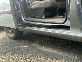 807 2,0 Hdi 103kw Rv. 2007 - 7