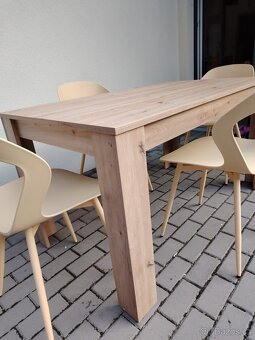 Nový jídelní set, stůl dekor dřevo, židle žluté - 7