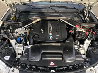 Prodám BMW X5 xDrive40d - 7