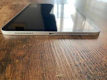 Apple iPad 10.9"; 10 gen.; WiFi 64GB - Silver - Výborný sta - 7