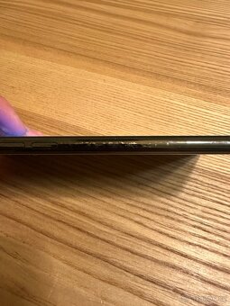 IPhone X 256 GB + příslušenství zdarma - 7