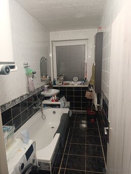 Pronájem bytu 3+1 Hradec Králové - 7